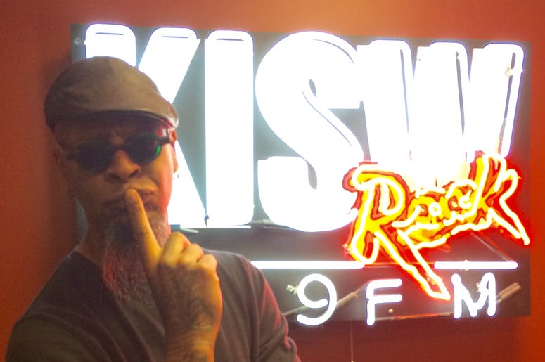 Thrill's Big Brown Blog is Back!