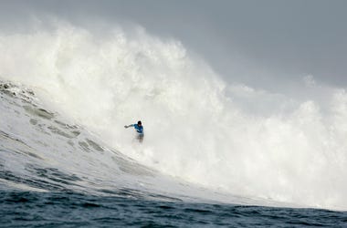Surfing Surfing (Photo credit: Ezra Shaw/Getty Images)