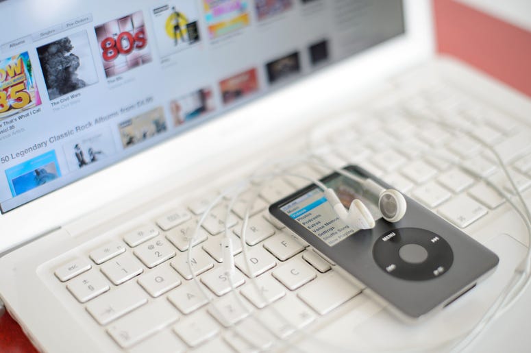 iPod & iTunes