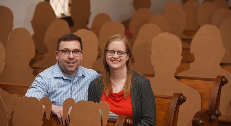 Wedding with cardboard cutouts