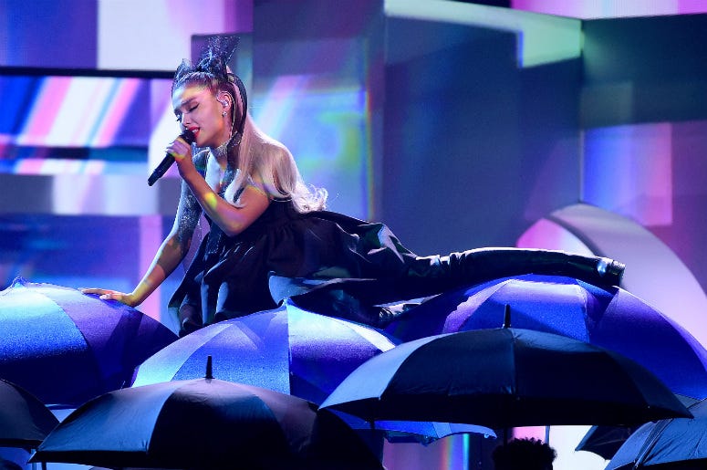 Ariana Grande performs at the 2018 Billboard Music Awards Ariana Grande,Pete Davidson,Pop,Music,Singer,SNL,Actor,Comedian,Dating,Couple,Engaged,Mack Miller,Cazzie David,Love,Celeb,News,100.3 Jack FM
