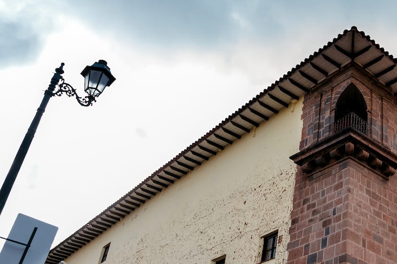 Street Light, Corner, Building, House, Downtown, Cusco, Peru Street Light, Corner, Building, House, Downtown, Cusco, Peru