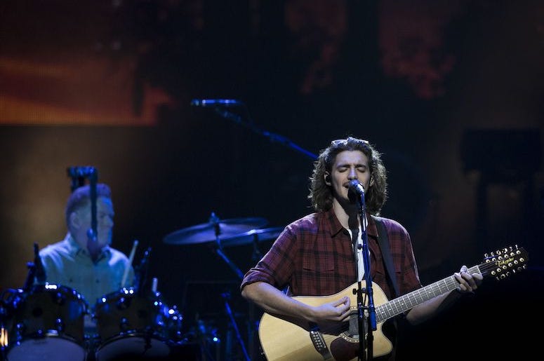 Deacon Frey, Guitar, Singing, Concert, The Eagles, Don Henley Deacon Frey, Guitar, Singing, Concert, The Eagles, Don Henley