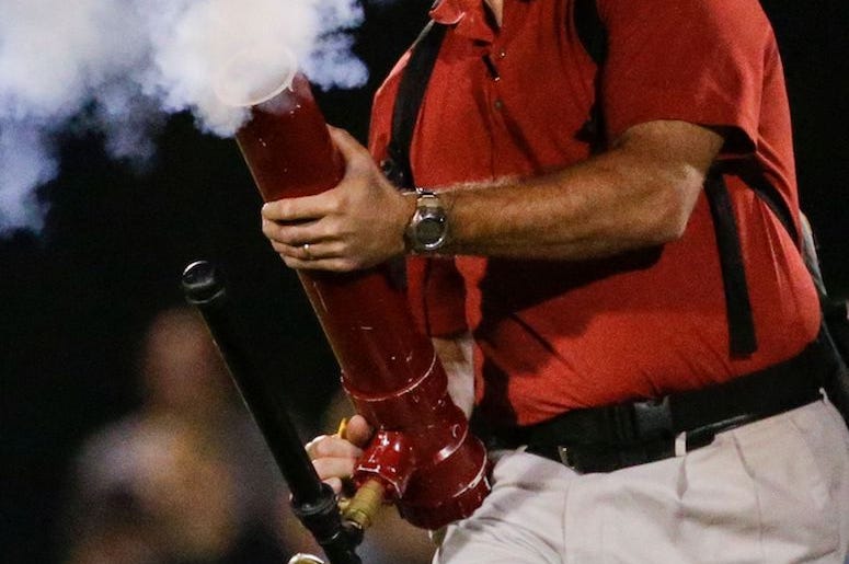 T-Shirt Cannon T-Shirt Cannon