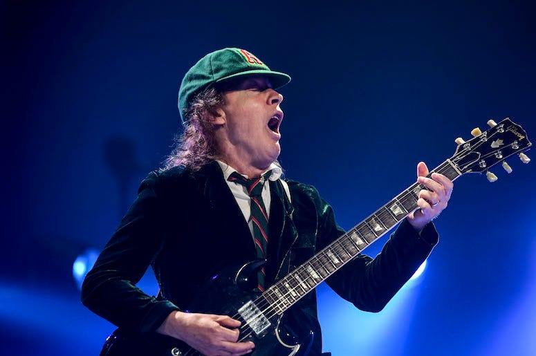 Angus Young, Guitar, AC/DC, Concert Angus Young, Guitar, AC/DC, Concert