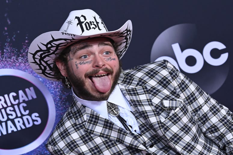 Post Malone arrives to the 2019 American Music Awards Post Malone arrives to the 2019 American Music Awards
