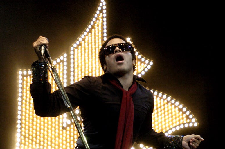 Lenny Kravitz, Concert, Singing, Microphone Lenny Kravitz, Concert, Singing, Microphone
