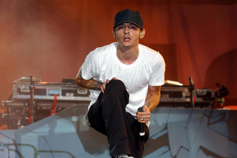 Chester_Bennington Chester_Bennington