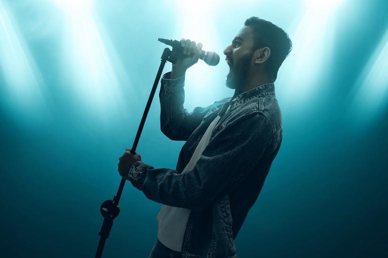 Male, Singer, Singing, Microphone, Mystique, High Notes Male, Singer, Singing, Microphone, Mystique, High Notes