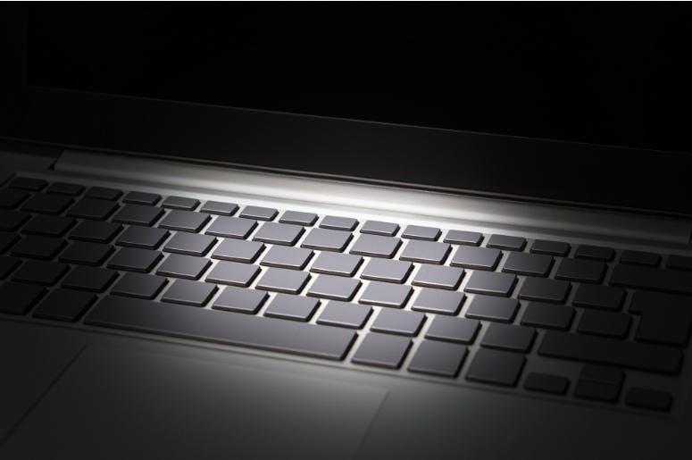 Thieves,Apple,Store,30 Seconds,27,000,Heist,Video,Viral,100.3 Jack FM