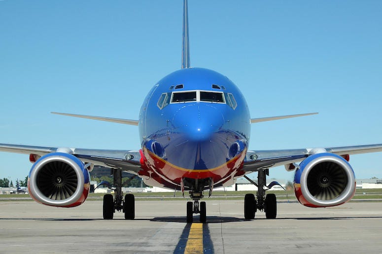 Southwest Airlines, Flight, Plane, Nose, Runway Southwest Airlines, Flight, Plane, Nose, Runway