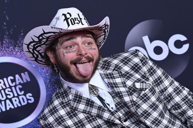 Post Malone arrives to the 2019 American Music Awards Post Malone arrives to the 2019 American Music Awards