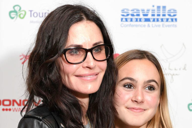 Courteney Cox, Coco Arquette, Red Carpet, Pose, Glasses, 2018 Courteney Cox, Coco Arquette, Red Carpet, Pose, Glasses, 2018
