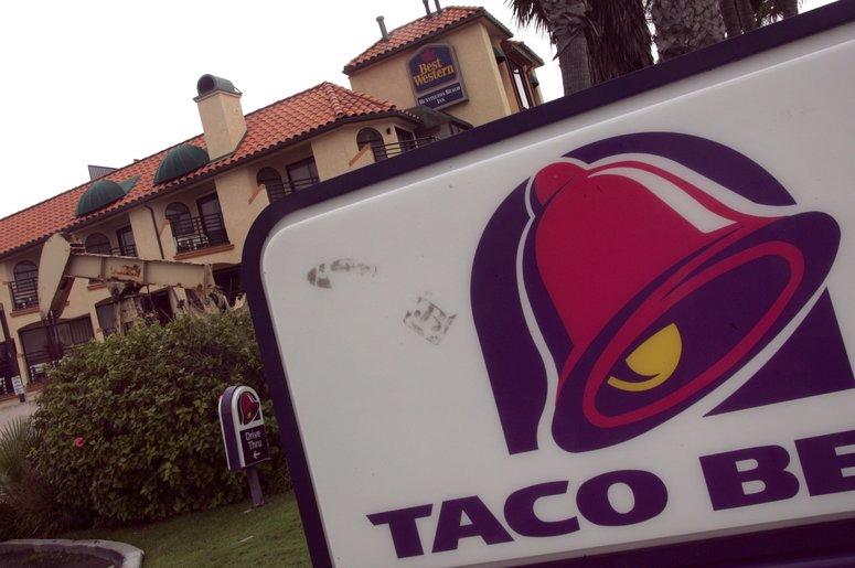 Taco Bell Restaurant Sign Taco Bell Restaurant Sign