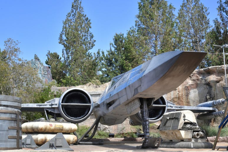 Star Wars: Galaxy's Edge At The Disneyland Resort Star Wars: Galaxy's Edge At The Disneyland Resort