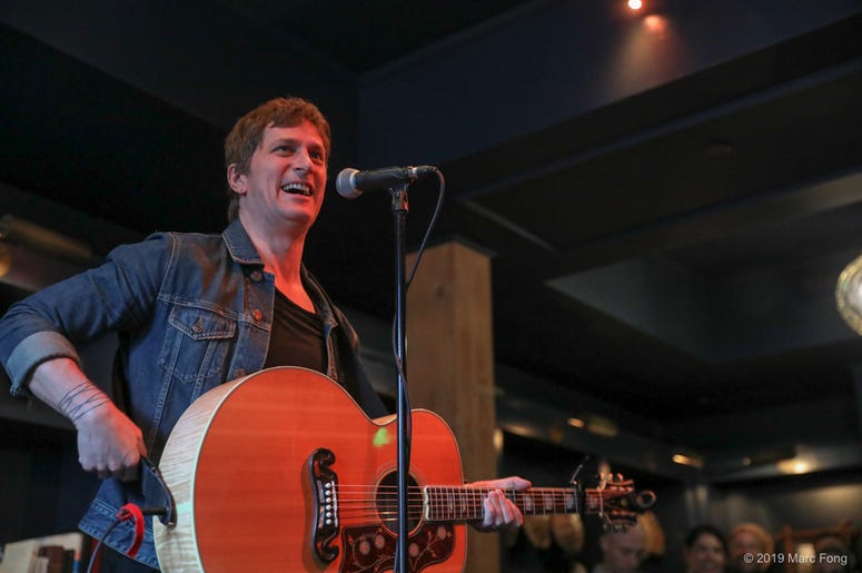 Rob Thomas In The Alice Lounge Rob Thomas In The Alice Lounge