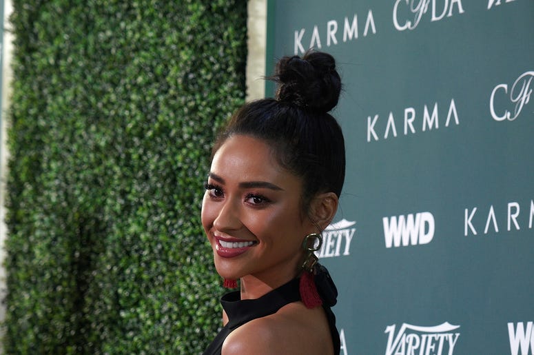 Shay Mitchell at Council Of Fashion Designers Of America, Variety And WWD Host Runway To Red Carpet held at Chateau Marmont on February 20, 2018 in Los Angeles, CA, USA (Photo by JC Olivera/Sipa USA)