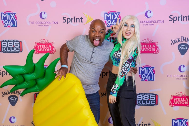 Summer Jam Meet And Greet Ava 17