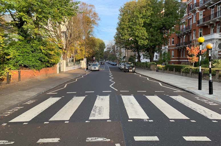 Abbey Road, Zig Zag Crosswalk, Zebra Crossing, The Beatles, 2018 Abbey Road, Zig Zag Crosswalk, Zebra Crossing, The Beatles, 2018