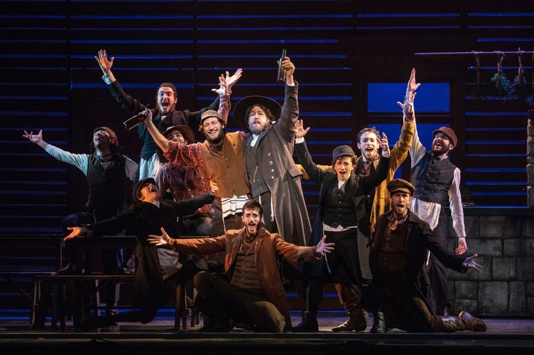 (Photo by Joan Marcus/ Courtesy of Dallas Summer Musicals) Cast of Fiddler on the Roof