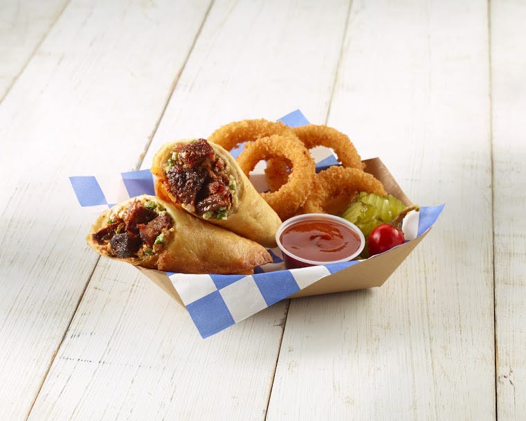 Fernie’s Fried Burnt End Burrito by Winter Family Concessions (Photo credit: State Fair of Texas®) Fernie’s Fried Burnt End Burrito by Winter Family Concessions (Photo credit: State Fair of Texas®)