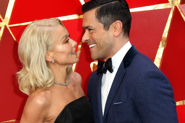 Kelly Ripa and Mark Consuelos kelly_ripa_mark_consuelos