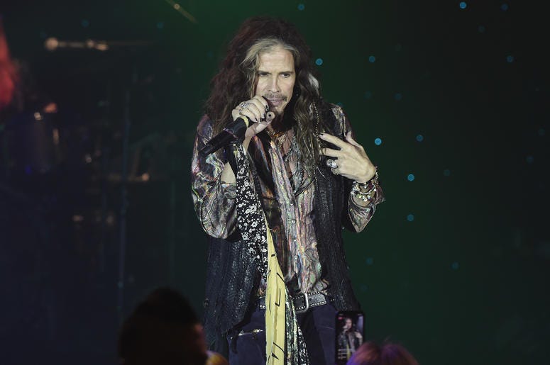 Steven Tyler at Muhammad Ali's Celebrity Fight Night XXIV at the JW Marriott Desert Ridge Resort & Spa on March 10, 2018 in Phoenix, Arizona Steven Tyler at Muhammad Ali's Celebrity Fight Night XXIV at the JW Marriott Desert Ridge Resort & Spa on March 10, 2018 in Phoenix, Arizona