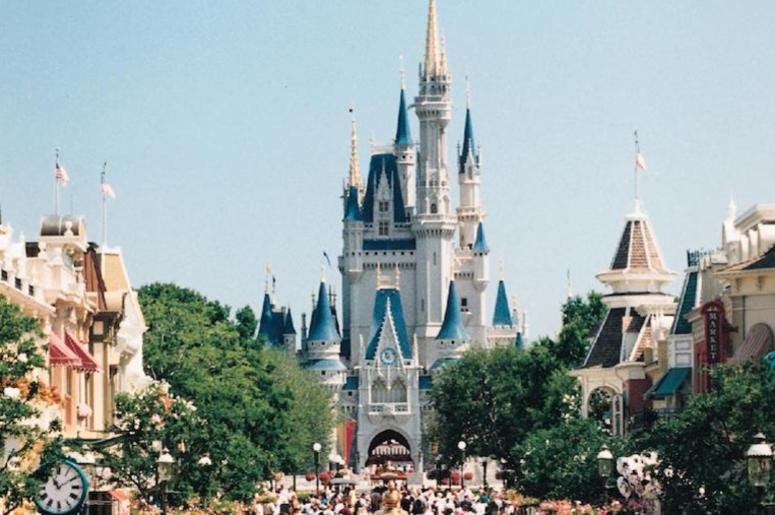 Disney World, Magic Kingdom, Orlando, Crowd, 1997 Disney World, Magic Kingdom, Orlando, Crowd, 1997