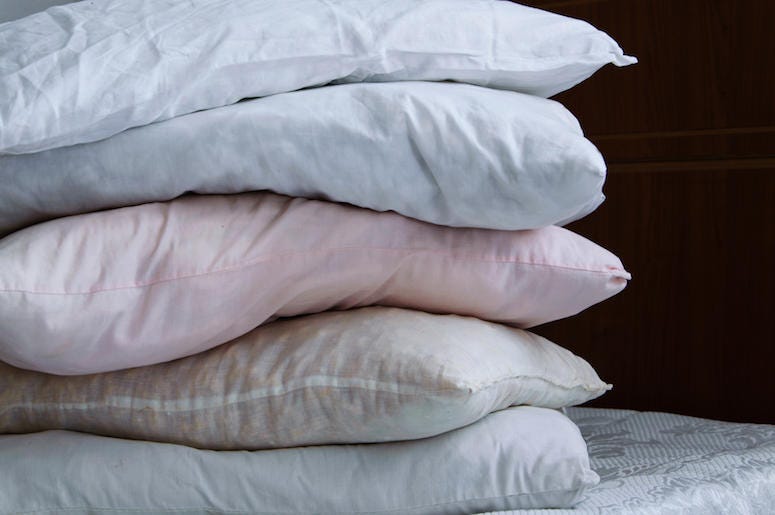 Pillows, Stack, Bed Pillows, Stack, Bed
