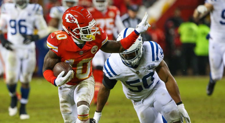 Chiefs wide receiver Tyreek Hill makes a run against the Indianapolis Colts