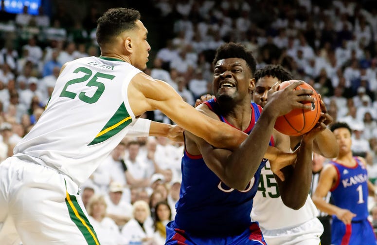 Feb 22, 2020; Waco, Texas, USA; Kansas Jayhawks center Udoka Azubuike (35) looks to shoot as Baylor Bears forward Tristan Clark (25) defends during the second half at Ferrell Center. Kevin Jairaj-USA TODAY Sports Feb 22, 2020; Waco, Texas, USA; Kansas Jayhawks center Udoka Azubuike (35) looks to shoot as Baylor Bears forward Tristan Clark (25) defends during the second half at Ferrell Center. Kevin Jairaj-USA TODAY Sports