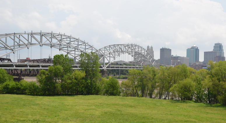 Buck O'Neil Bridge