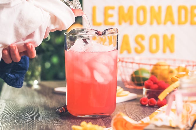 Applebee's Dollar Vodka raspberry lemonade Applebee's Dollar Vodka raspberry lemonade