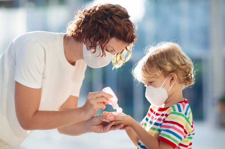 Coronavirus coronavirus, coronavirus pandemic, how to greet people during the coronavirus, coronavirus ends handshakes, coronavirus moms