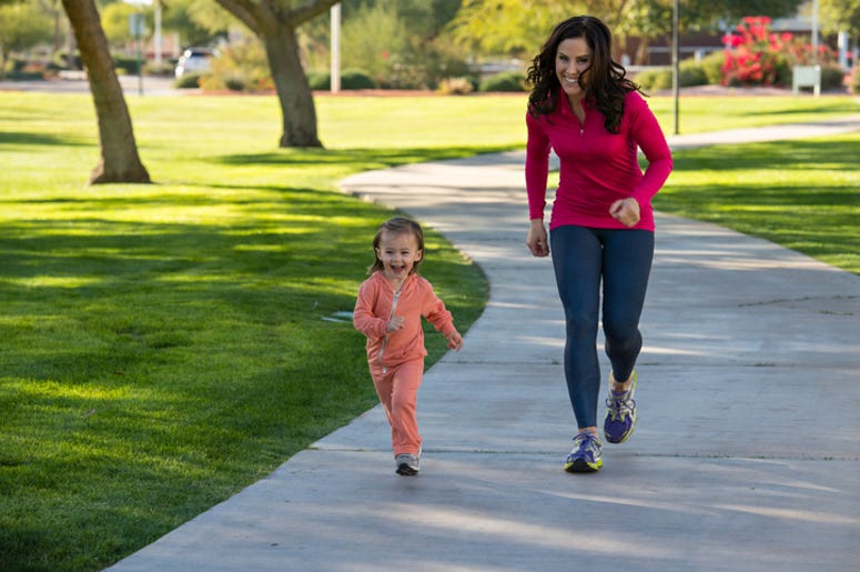 Parenting burns calories how many calories can you burn watching kids, how to burn calories, does parenting burn calories, how many calories does parenting burn