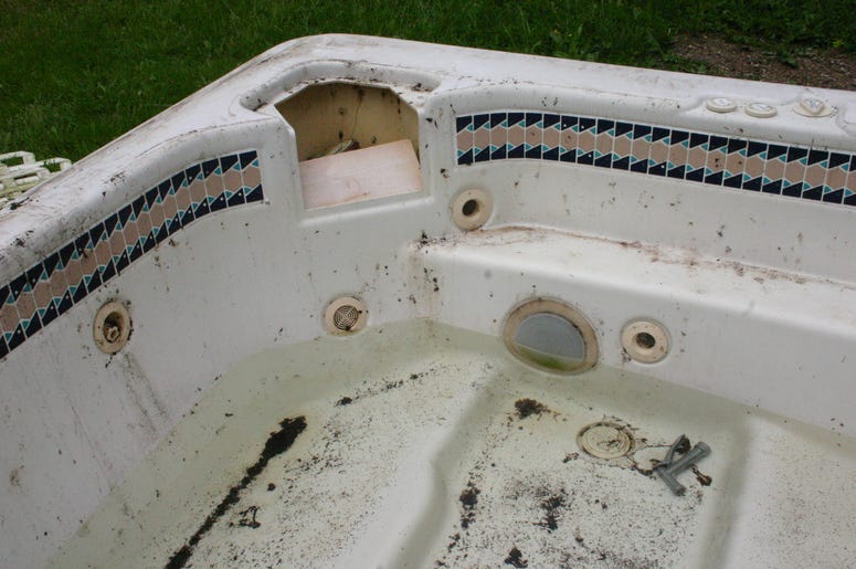 hilarious parody commercials hot tub, craigslist, unwanted commercials, parody commercials, hilarious parody commericials