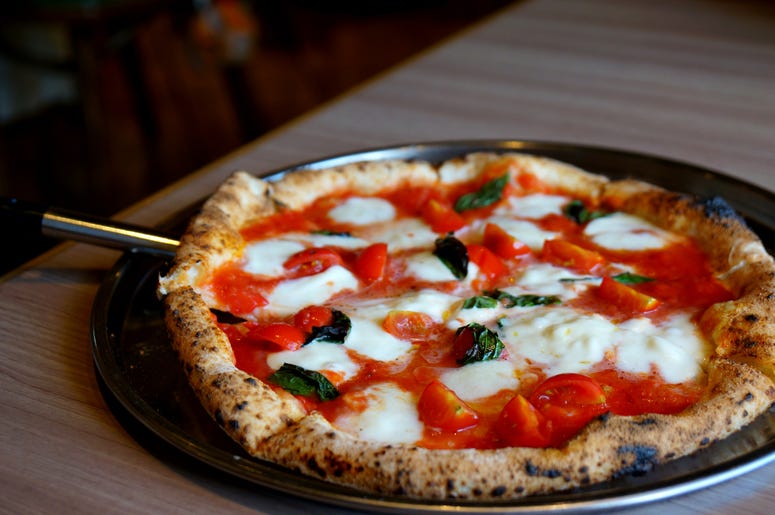 Blaze Pizza blaze pizza, blaze pizza minneapolis, white claw crust pizza