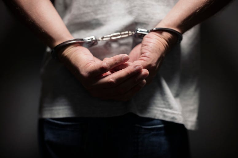 Torrington Connecticut Police fugitive will turn himself in for 15,000 likes on Facebook