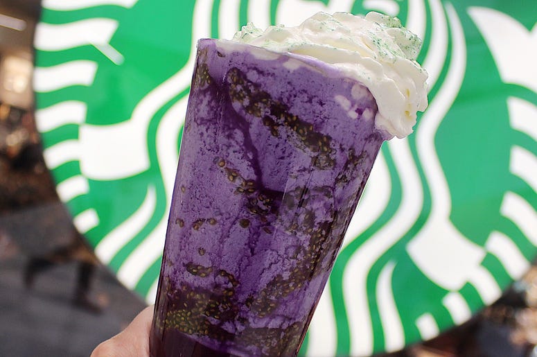 "Friends"-Themed Starbucks Drinks "Friends"-Themed Starbucks Drinks, Starbucks secret menu, Starbucks, Friends themed coffee drinks