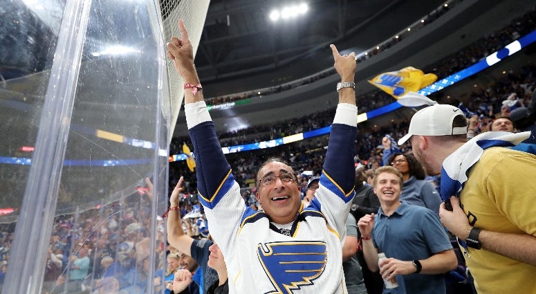 St. Louis Blues fans
