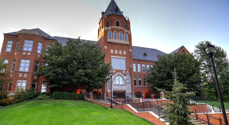 SLU, St. Louis University The campus of Saint Louis University in St. Louis, Missouri.