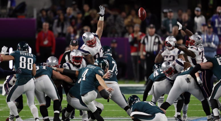 Philadelphia Eagles kicker Jake Elliott (4) makes a field goal during the fourth quarter in Super Bowl LII Philadelphia Eagles kicker Jake Elliott (4) makes a field goal during the fourth quarter in Super Bowl LII