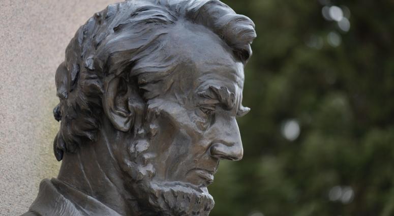 Abraham Lincoln Abraham Lincoln statue at Gettysburg Pennsylvania National Park.