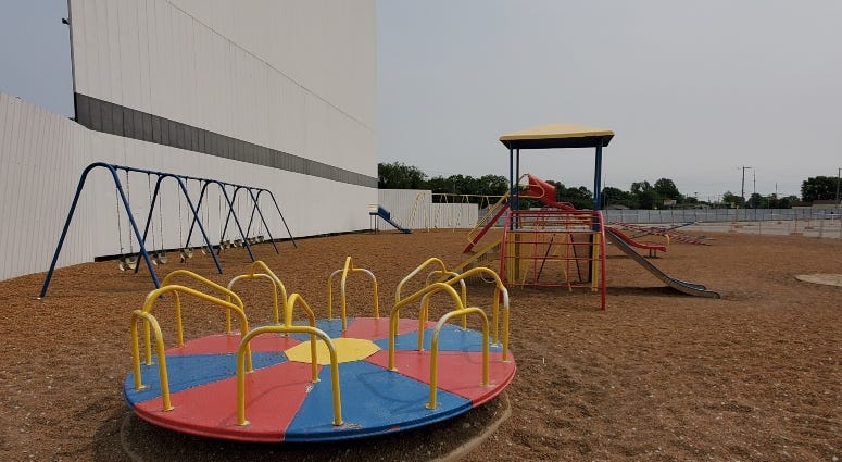 Skyview Drive-In in Belleville, Illinois