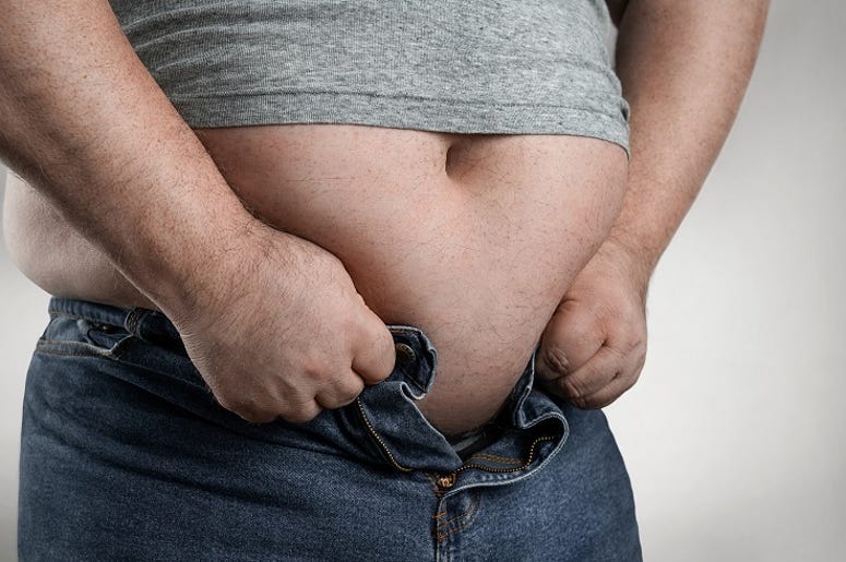 Tu Podrías Ser El Modelo Gordito Que Shaquille O’Neal Busca En El Metroplex Overweight man trying to wear too small jeans
