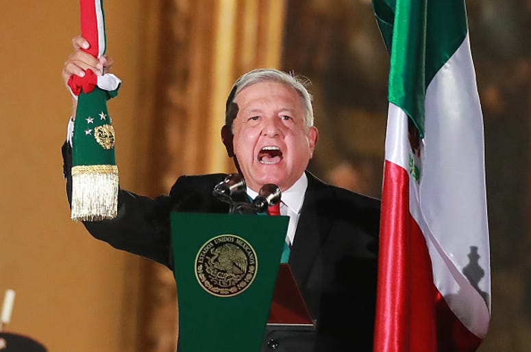AMLO Da 20 Vivas En El Grito De Independencia Mexicano Andres Manuel Lopez Obrador, president of Mexico during the celebrations of Mexico's Independence Day at Zocalo on September 15, 2019 in Mexico City, Mexico. This event also known as 'El Grito' marks the first one of President Lopez Obrador's administrati