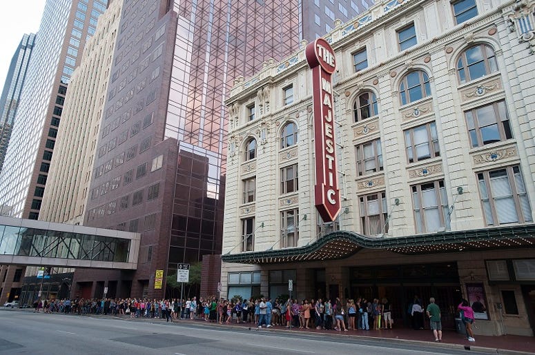 La Trilogía Original De Star Wars En El Teatro Majestic Fans line up outside The Majestic Theater before the taping of CW's "The Next" on August 7, 2012 in Dallas, Texas.