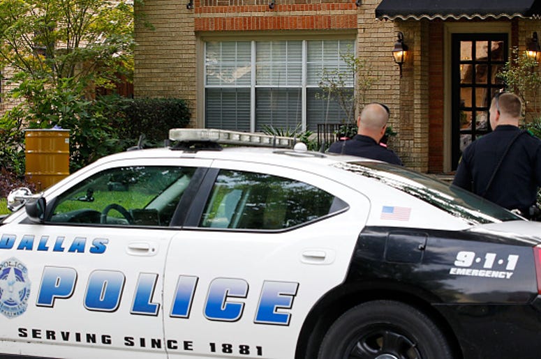 Policía De Dallas Revela Videos Previos A La Muerte De Una Detenida