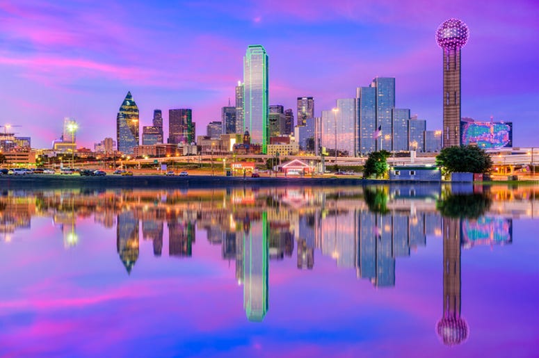 52 Cosas Que Deberías De Hacer En Dallas Este Año Según Dallas Observer Dallas, Texas, USA downtown city skyline.