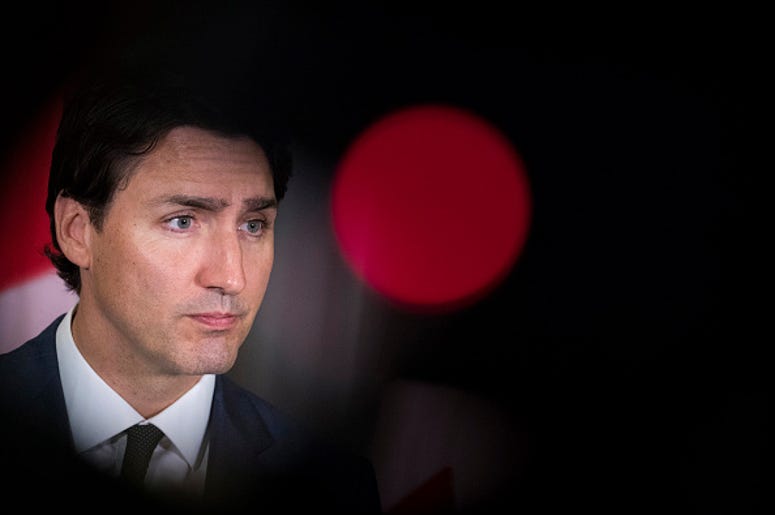 Justin Trudeau Con La Cara Pintada De Negro Canadian Prime Minister Justin Trudeau speaks during a news conference at the Canadian Consulate General, May 17, 2018 in New York City. Earlier in the day, speaking at the Economic Club of New York, Trudeau said the sticking points to renegotiating the